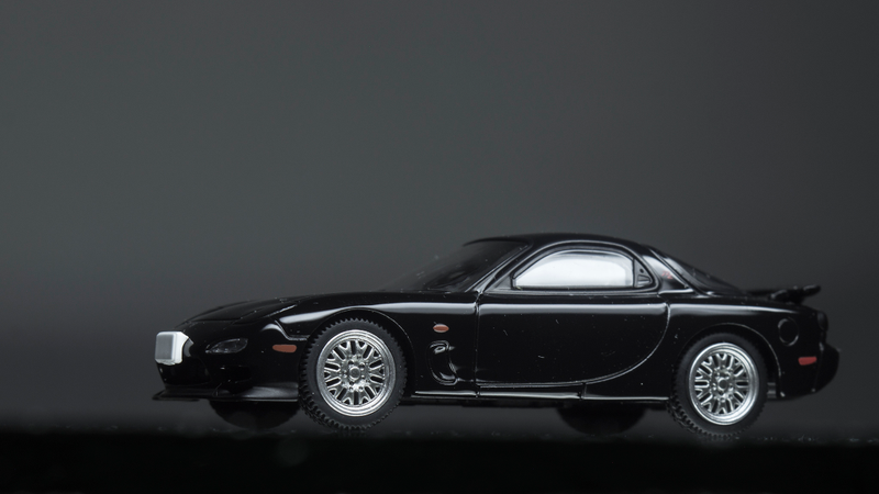 Illustration for article titled Land of the Rising Sun - Day: Efini / Mazda RX-7